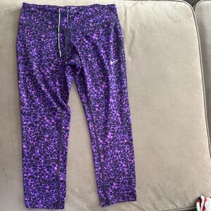 Nike Purple and Black Leopard Print Leggings